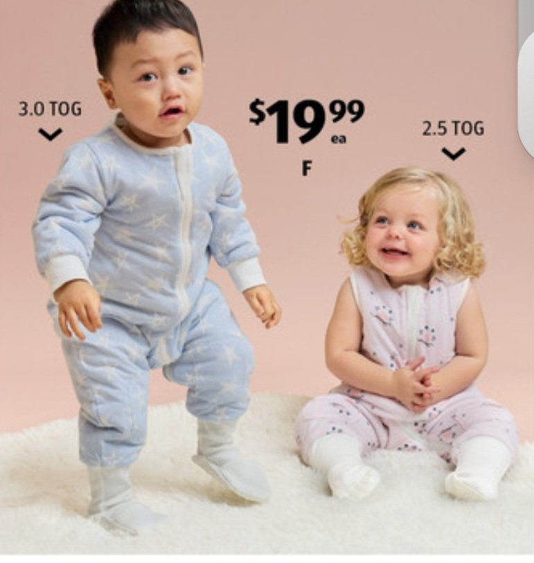 子どもが歩いたり寝相悪くなってきて、ブランケットどっかいっちゃうしスリーピングスーツ欲しいな～、と思いながら、店舗だと18months以上のサイズなかなか見つけられず、その場しのぎで買うには高い気がする…とのらりくらりしてたら！ALDIで36monthsサイズ20ドルで発見！！ラッキー！