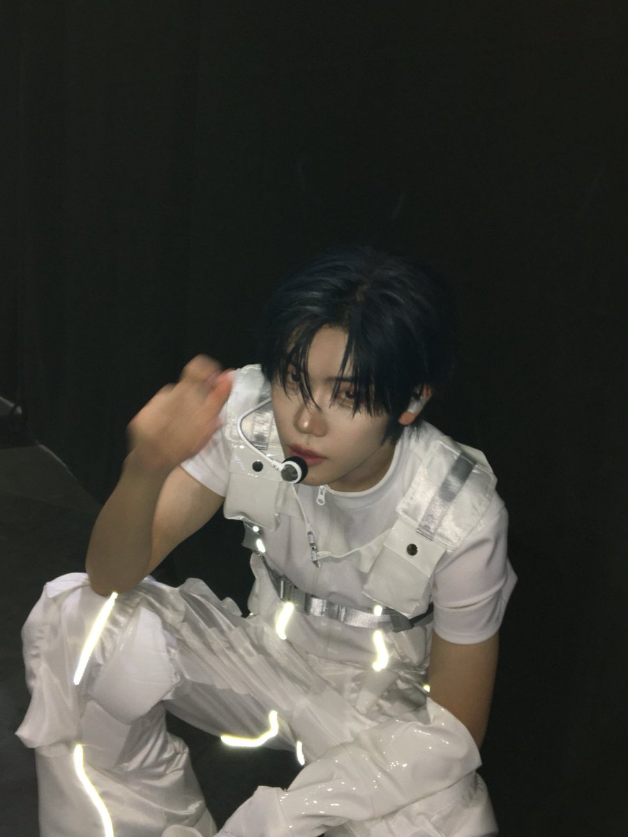 CYE_MEMBERS7's tweet image. 😎
#장여준 #JANGYEOJUN
#CLOSEYOUREYES #클로즈유어아이즈
#클유아 #CYE