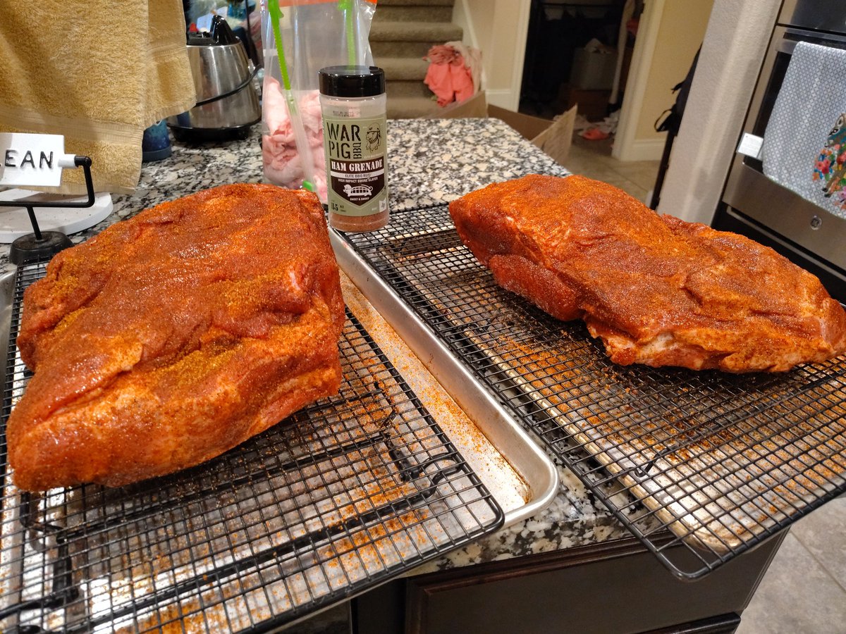 CoachJHaddock's tweet image. Coaches preseason party next Saturday and I'm starting to prep the pork for smoke. In honor of Ozzy, throwing @warpigbbq Ham Grenade on these bad boys. 2 down, 2 more to go. Take care of your staff, and they'll take care of you!
4 pork butts, 30 chicken thighs, and sausage!