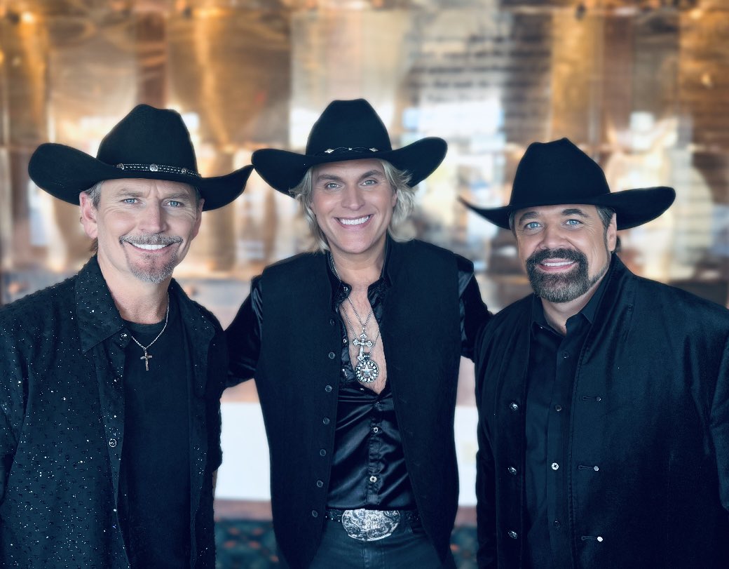 The Texas Tenors (@thetexastenors) on Twitter photo That’s a wrap GRAPEVINE, TX! We had so much fun with you & meeting everyone after the show in the lobby. See you for Christmas DEC 15, 16 & 17! #ttt #livemusic #meetandgreet <a href="/AGT/">America’s Got Talent</a> <a href="/VisitGrapevine/">Visit Grapevine</a> That’s a wrap GRAPEVINE, TX! We had so much fun with you & meeting everyone after the show in the lobby. See you for Christmas DEC 15, 16 & 17! #ttt #livemusic #meetandgreet <a href="/AGT/">America’s Got Talent</a> <a href="/VisitGrapevine/">Visit Grapevine</a>