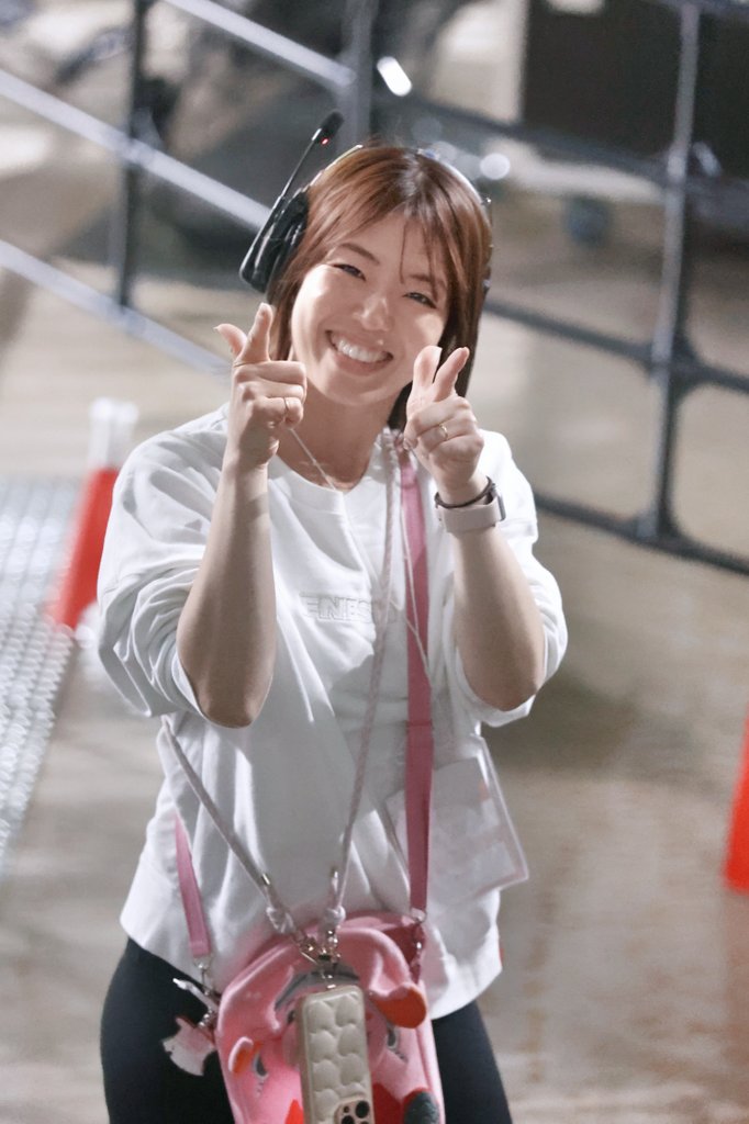 toshitaka_twins's tweet image. おひるです🐘❤️‍🔥
開幕まであと2 ヶ月。今シーズンもディレクターの活躍から目が離せません🤭🤭😂 エナジー補給して午後も頑張りましょう👉✨🌈✈️
#ICHIKA
#SJOG
#千葉ジェッツ