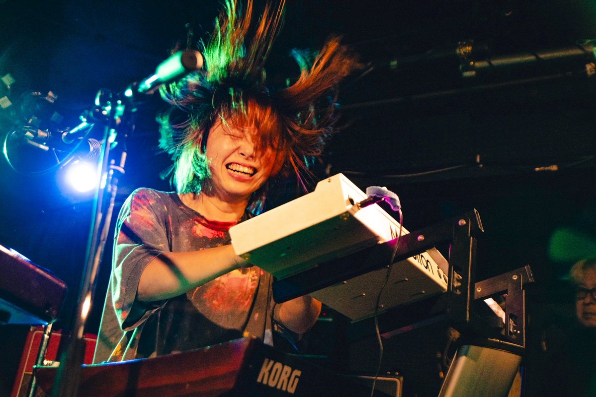 MLG_band's tweet image. モーモールルギャバン20周年ツアー仙台FLYING SONにお集まりいただいた皆様ありがとうございました!ケイタ爆発とゴージャスオナニーサポートからテンションMAXで、鉄風東京の若く熱くまっすぐな演奏に心打たれました。素晴らしい夜をありがとうございました!
photo by @LuckyHappySHUN