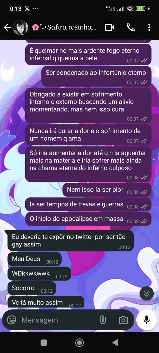 tutuba2000_'s tweet image. Tô sofrendo dentro do meu relacionamento, aparentemente entrei em um relacionamento abusivo e tóxico, meu marido ainda riu de mim quando disse q ia receber apoio, ele só debochou da minha situação... Tá difícil