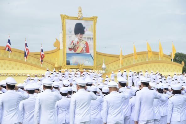 Pheuthai2day's tweet image. นายภูมิธรรม เวชยชัย รองนายกรัฐมนตรีและรัฐมนตรีว่าการกระทรวงมหาดไทย รักษาราชการแทนนายกรัฐมนตรี เป็นประธานในพิธีถวายสัตย์ปฏิญาณเพื่อเป็นข้าราชการที่ดีและพลังของแผ่นดิน
💛 เนื่องในโอกาสเฉลิมพระชนมพรรษา
🗓 28 กรกฎาคม 2568 ณ บริเวณท้องสนามหลวง
ขอบคุณถาพ:Posttoday…