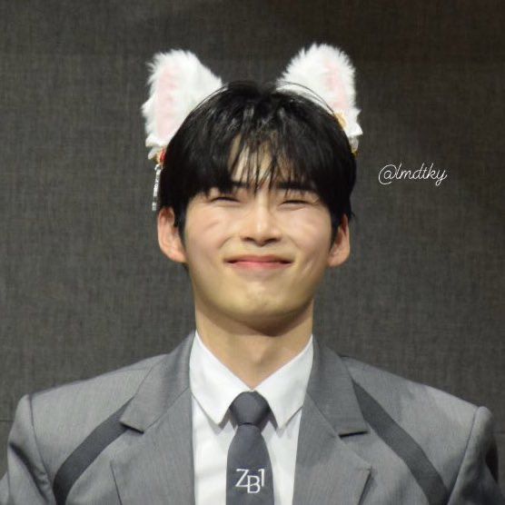 aytns_'s tweet image. 다들행운만땅고양이수염보고가세요~