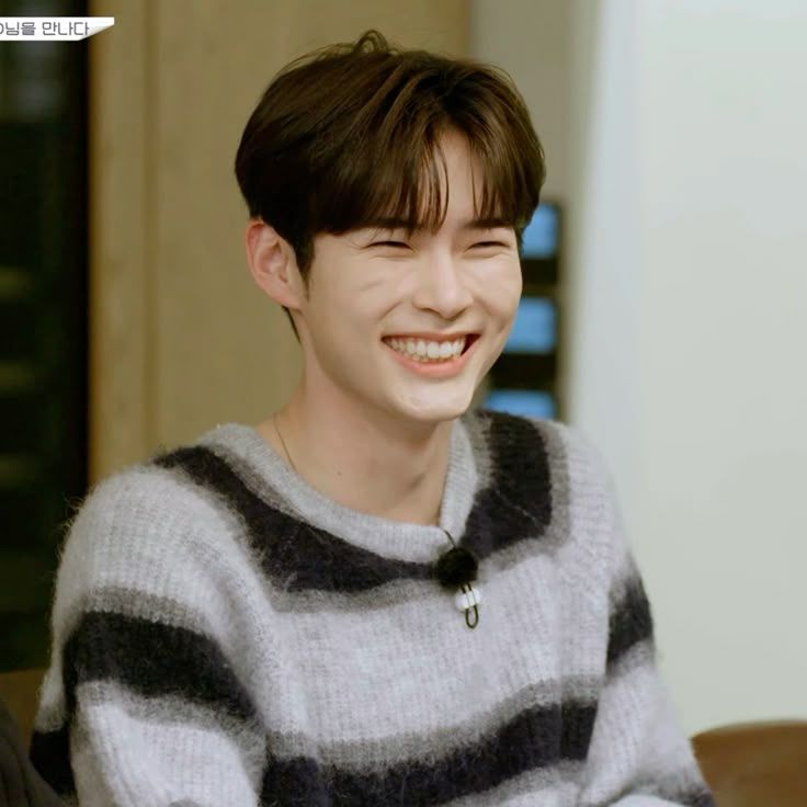 aytns_'s tweet image. 다들행운만땅고양이수염보고가세요~