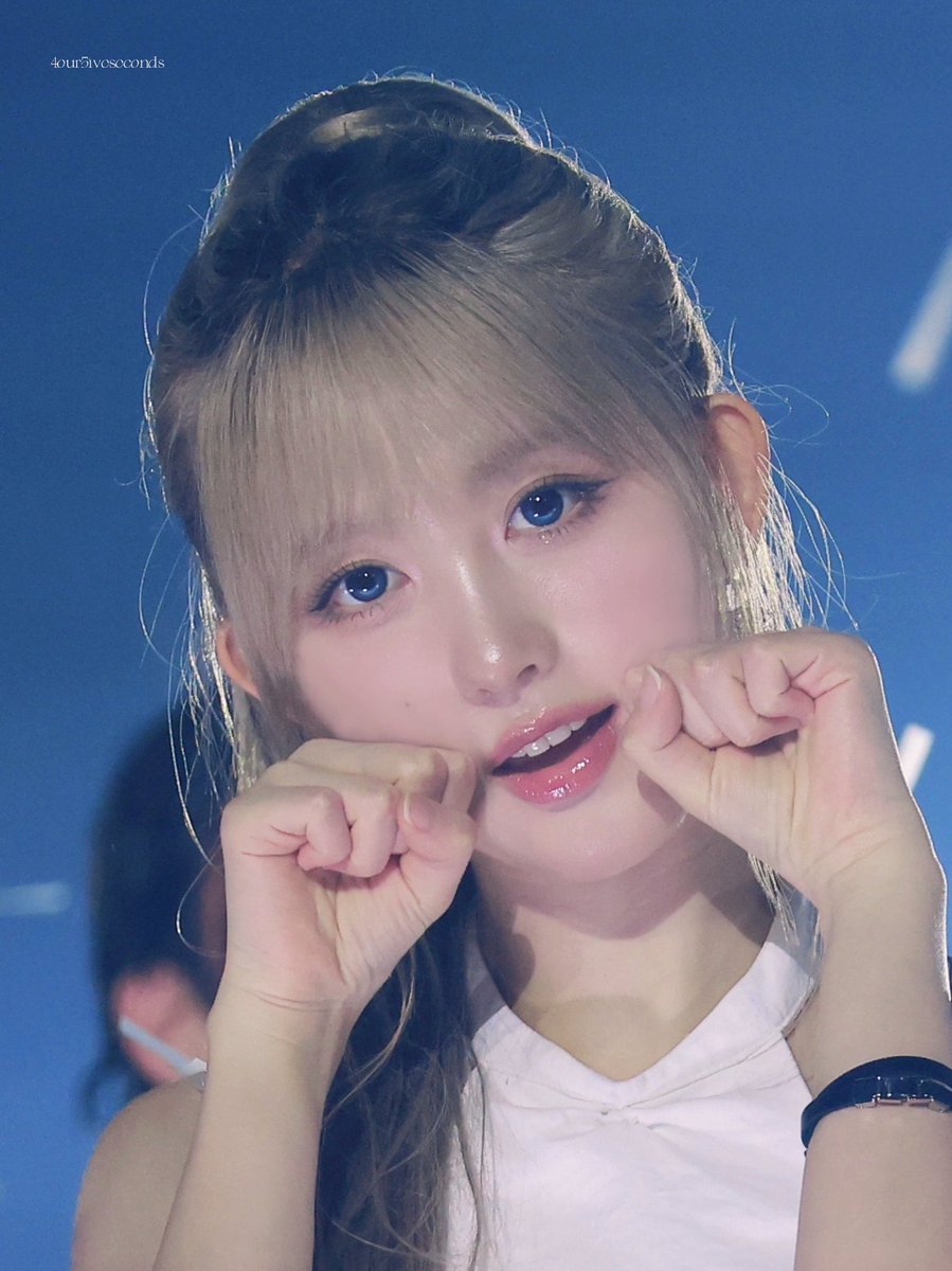 4our5iveseconds (@45seconds_45s) on Twitter photo 