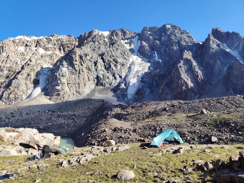 Gelender Cafe - Kyrgyzstan Adventure Trek