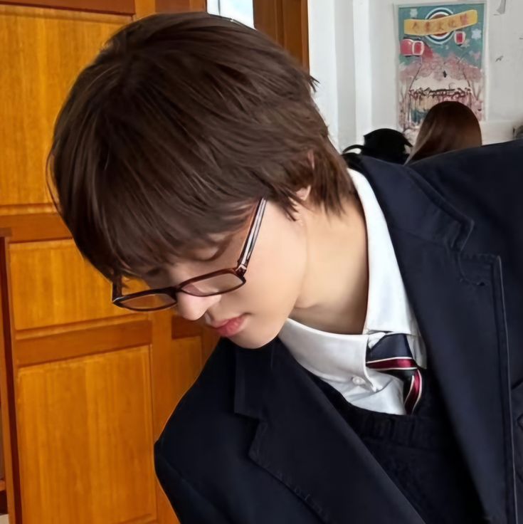ntnjsgn's tweet image. 어떻게해서든 말 걸어보고 싶게 생김