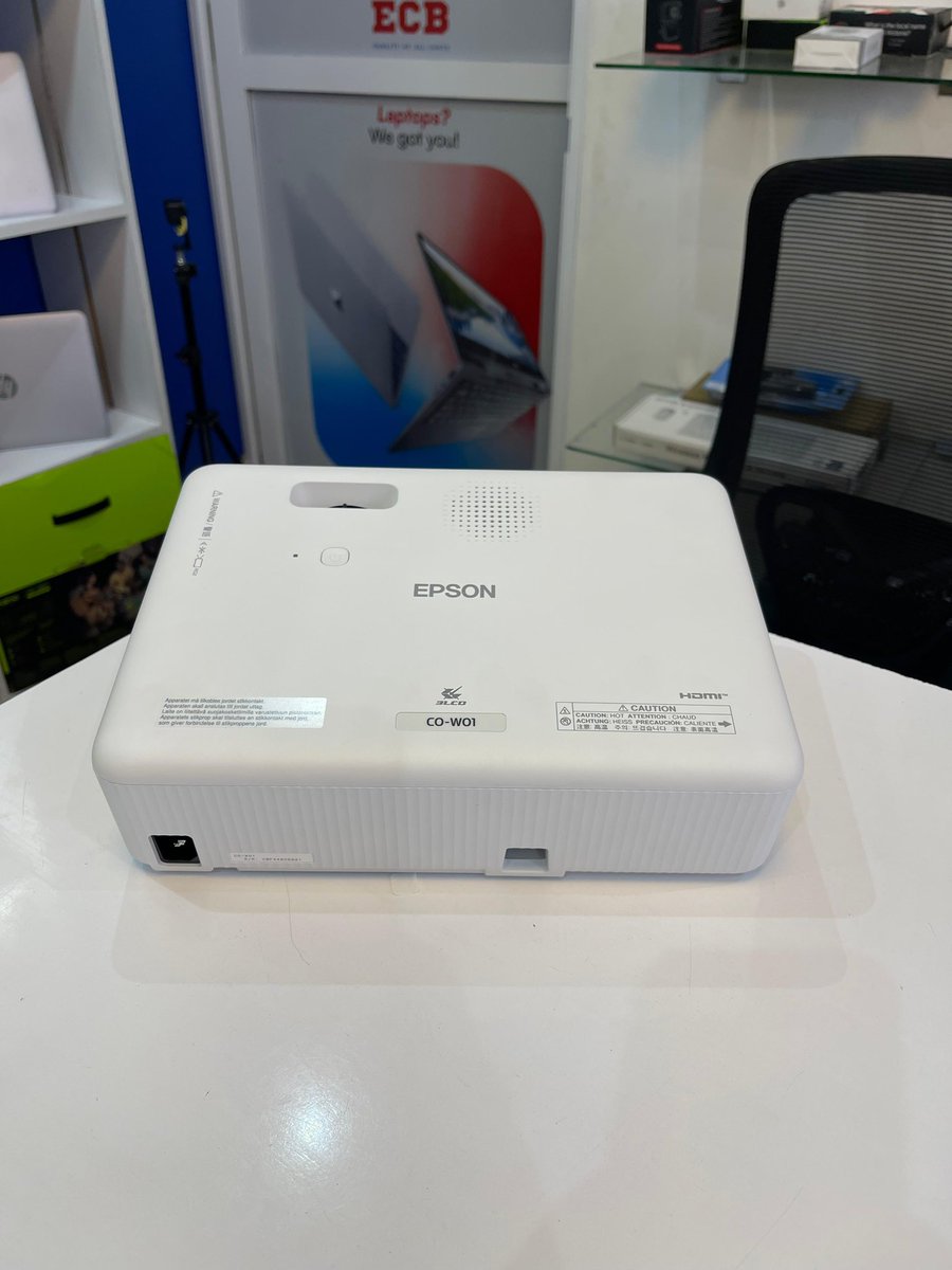 rubison_'s tweet image. Brand New Epson CO-W01 Projector
🔹Projection System: 3LCD, 3-chip technology
🔹Resolution: WXGA (1280 x 800)
🔹Brightness: 3,000 lumens
🔹Projection Size: Up to 378 inches
🔹Connectivity: HDMI input and USB
🔹Audio: Includes a built-in 5W speaker
Selling Price Ksh.50,000…