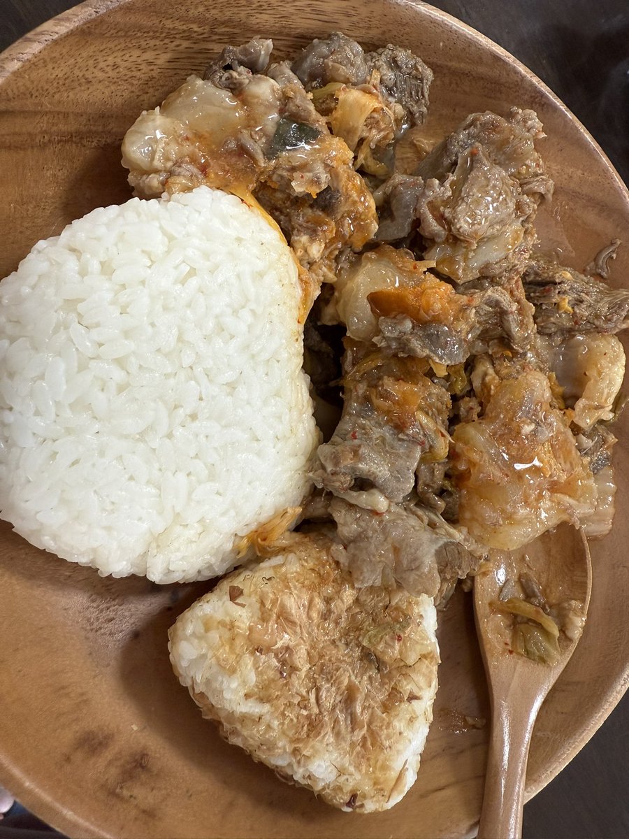 kensei_vlog's tweet image. 米300g
牛すじキムチ300g

死ぬほど美味い。