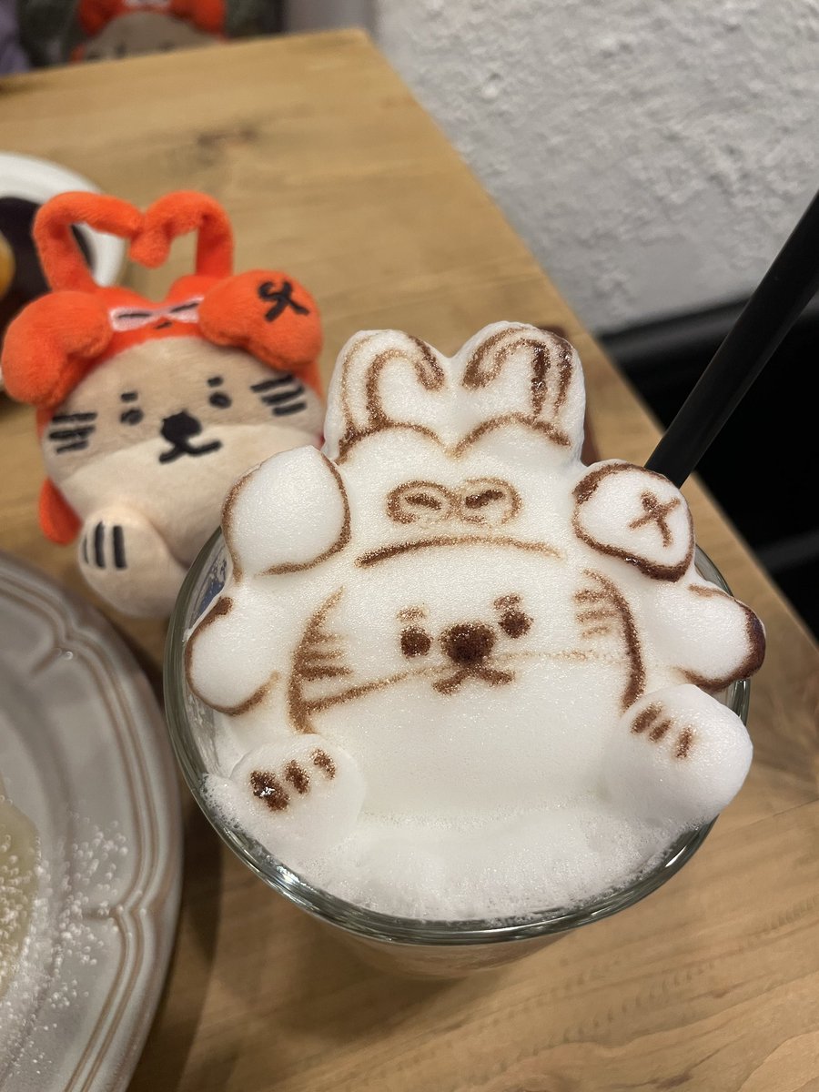Sandeekha4's tweet image. A good morning with Nong Nooong🧡💙

#seakeen #ซีคีน 
#sea_ta_lay #keenkeno