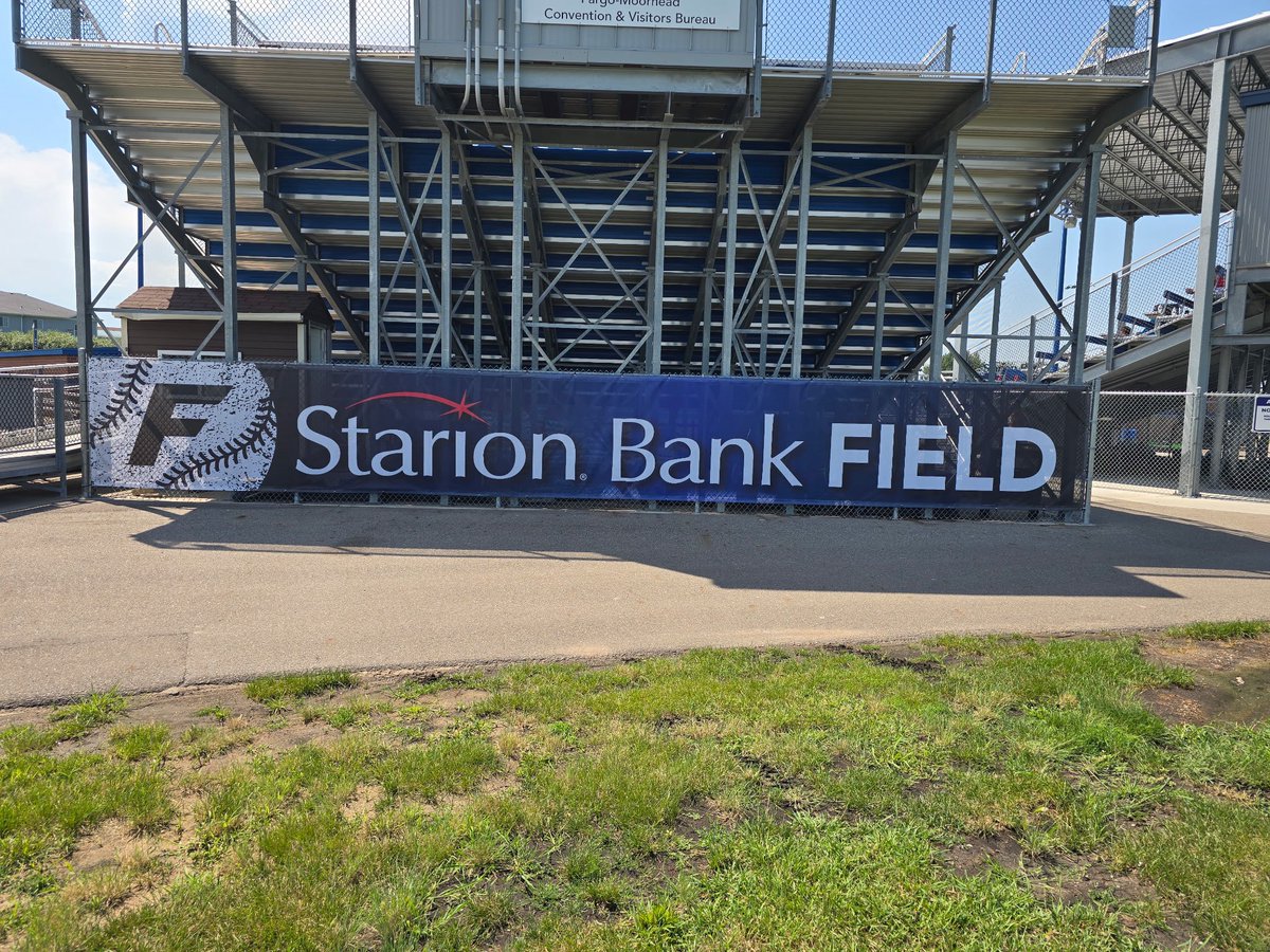 Post400Baseball's tweet image. The new windscreens are up at Starion Bank Field as we prepare for the upcoming Central Plains regional tournament.
#post400