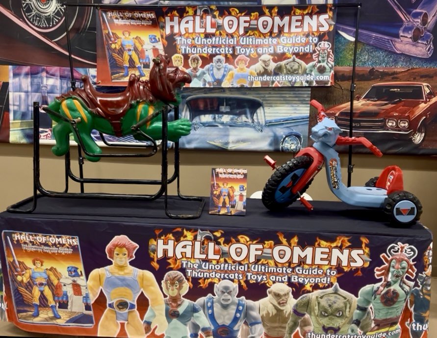 This photo sums up the weekend at Toys For The Ages Expo.  Absolutely INCREDIBLE! Huge thank you to vhscrypt_ on IG for helping make this photo happen!

#ThunderCats Hoo !!
#motu #mastersoftheuniverse