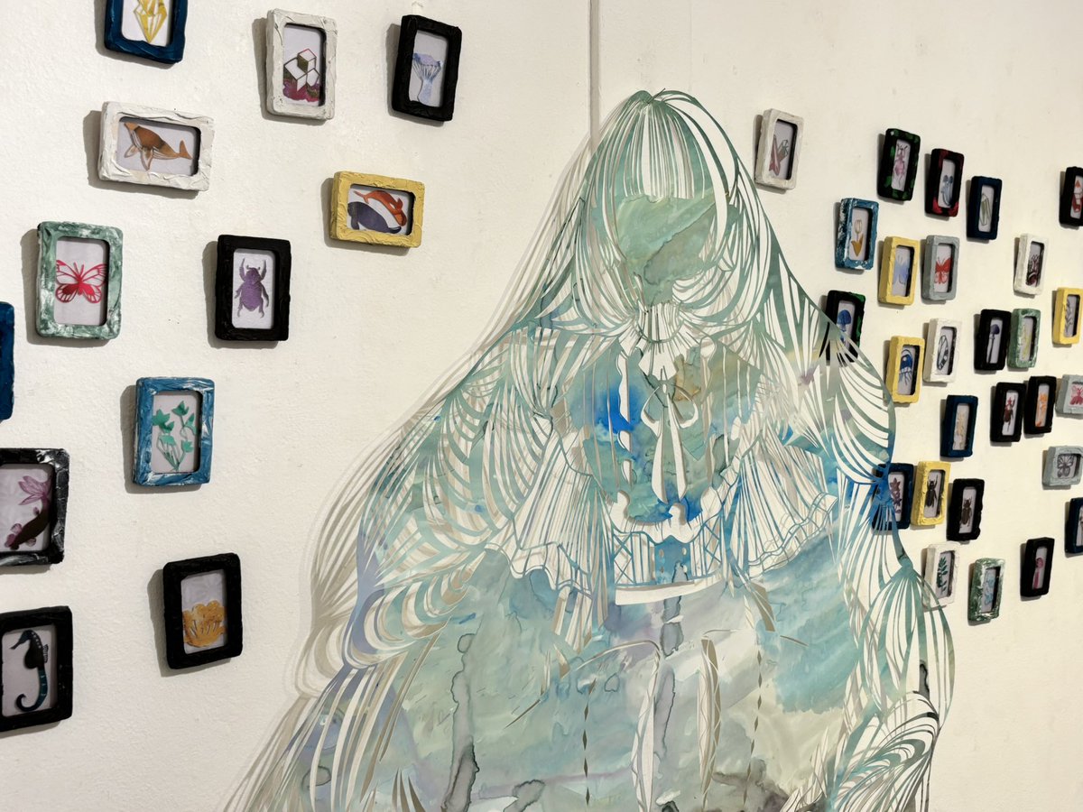DFGHarajuku's tweet image. 【わたしの標本箱】
📍EAST 203
本日まで❣️
@turu0706
craneさんによる個展は本日まで!
鉱石、動植物などのモチーフを切り絵にし展示販売されています✂️✨
額も一からご自身で作られており、…