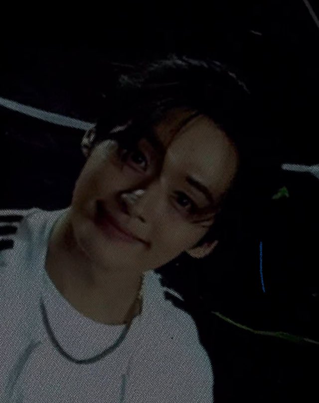 leeekknow's tweet image. i love him so fucking much oh my god