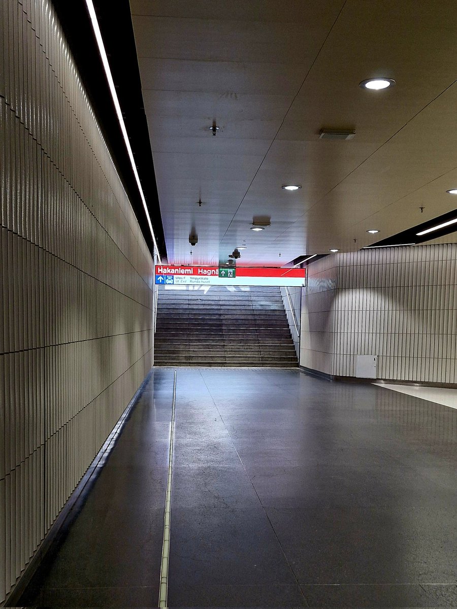 Hannimonninen's tweet image. Monesti ajattelen työssäni sitä, miten tärkeää olisi, että lapset ja nuoret perheineen saisivat mahdollisimman varhaisessa vaiheessa tukea ja apua.

Palveluista tulisi lisätä kansalaisille tietoa. Lisäksi niiden pitäisi olla mahdollisimman oikea-aikaisia ja lähellä ihmistä.