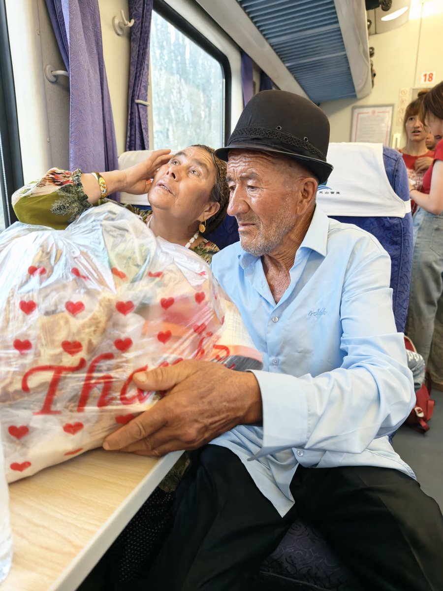 hayakawateresa's tweet image. #25July乗車記録
K9720 英吉沙-喀什 
2146-2238 66km ¥12.5