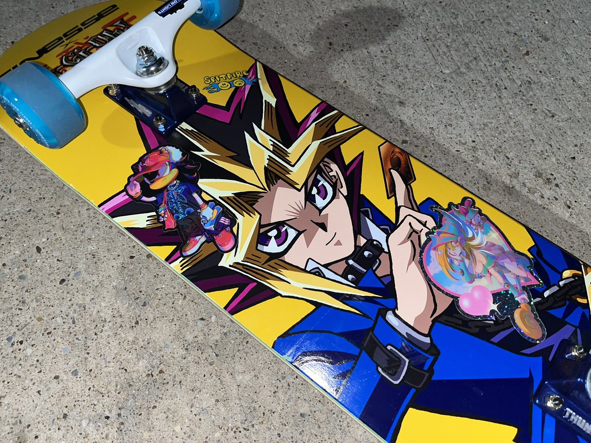 yimmifer's tweet image. • added shadow & dark magician girl stickers onto the board from @aquiboni
• swapped the spitfire wheels to ricta clouds 56mm 78a blue clear