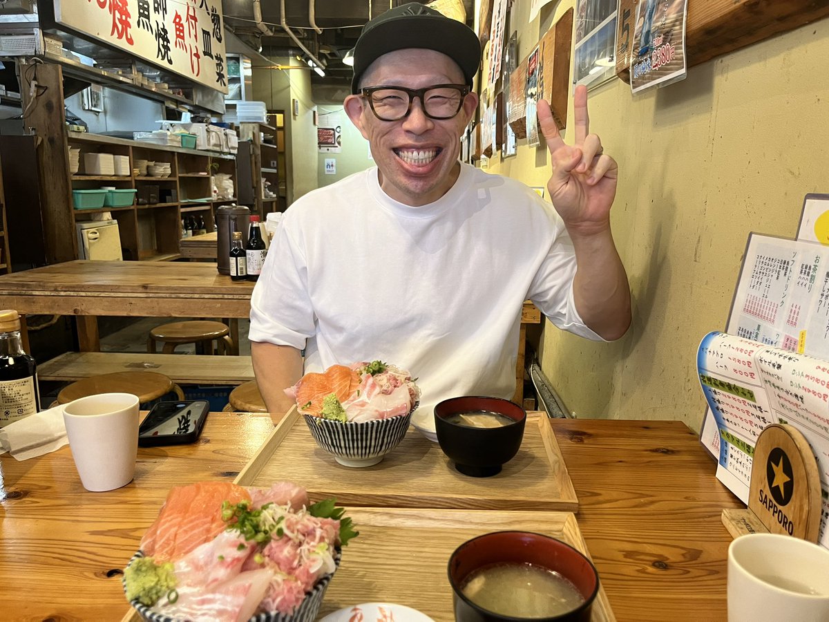 前田晃介/癒し〜ぷで癒しを全国に。 (@kosuke_maeda_fp) on Twitter photo 焼鳥どんの日垣さんと!道を歩いてるだけで、すれ違いざまに「応援してます!」の声。インフルエンサーパワーすごすぎます。
そんな日垣さんに刺激を受けて…黒瀬さん、TikTok企画を始動します! 焼鳥どんの日垣さんと!道を歩いてるだけで、すれ違いざまに「応援してます!」の声。インフルエンサーパワーすごすぎます。
そんな日垣さんに刺激を受けて…黒瀬さん、TikTok企画を始動します!