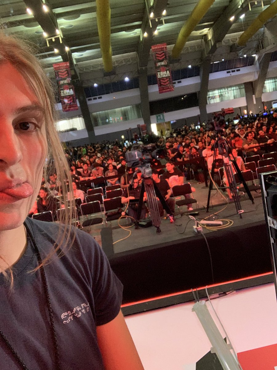 Quede 17th en el S factor, le gané a Ender y a Glutonny y perdí contra Onin y Toon.

Fue duro perder contra doble steve 😭 pero creo que todavía tengo mucho por aprender. 

El evento está siendo demasiado asombroso y estoy muy feliz de haber visto a tanta gente, ggs!