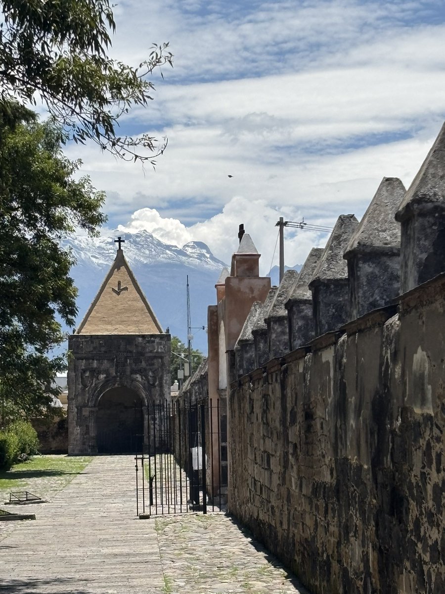 Las presiones de destino, como el hacinamiento, son una amenaza real, pero es un problema que podemos abordar a través de enfoques colaborativos basados en la evidencia.