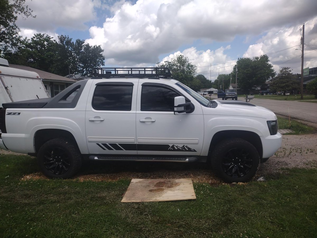 sanflxx's tweet photo. Your truck works hard. Shouldn’t your mirrors? 🔍

SANFLXX towing mirrors: Built to actually handle your towing needs.
#truckmirrors #trucklife #towingsolutions #ChevyTrucks #GMCLife #chevysilverado #ram1500 #fordf150 #amazonhome https://t.co/MH8IPYrRJi