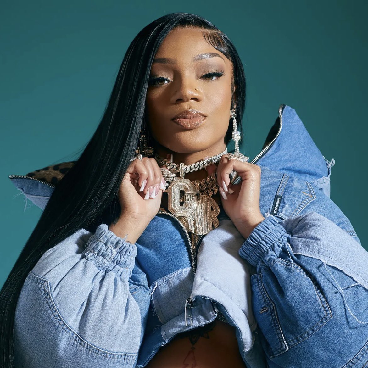 PopCrave's tweet photo. Happy 26th birthday to the talented GloRilla. https://t.co/OEzQd2MQsR