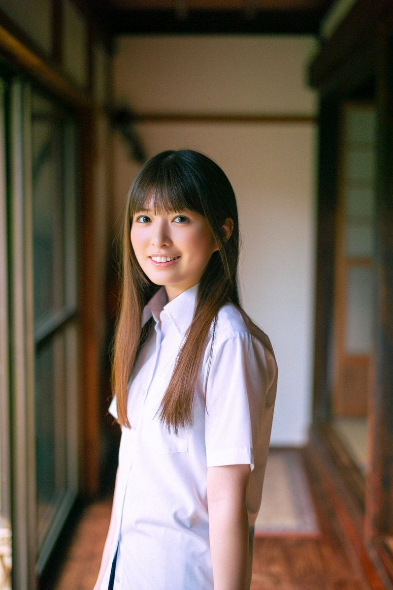 TrendNewsCaster's tweet image. 小川彩(乃木坂46)登場! 8/29発売『B.L.T. SUMMER CANDY 2025』 夏という季節の儚さと透明感… – TREND NEWS CASTER trendnewscaster.jp/entertainment/… #小川彩 #乃木坂46