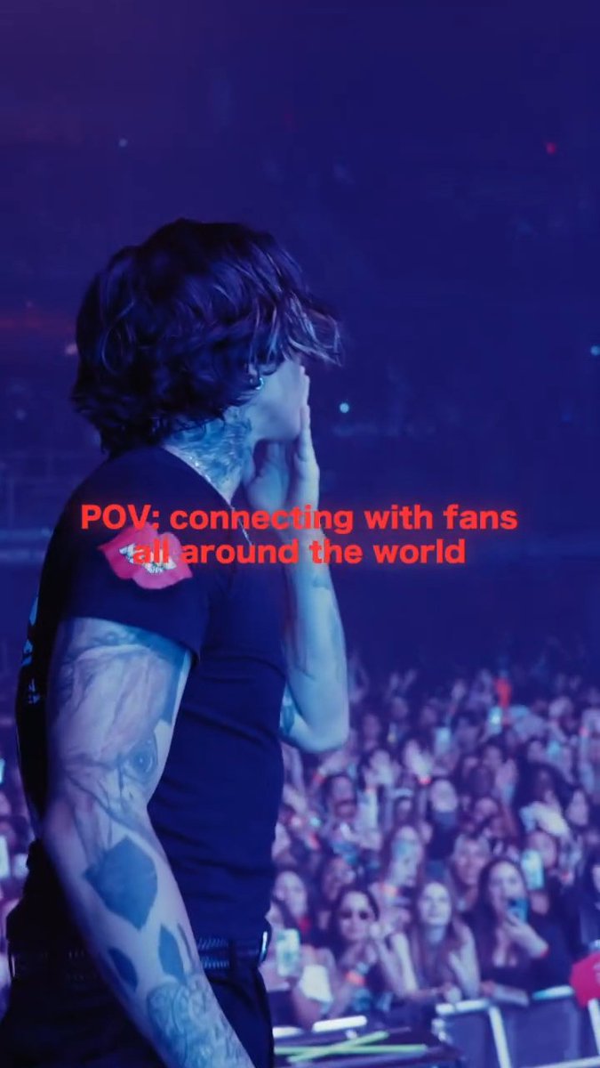 DPRIANarchive's tweet image. LONG-HAIRED IAN 🖤