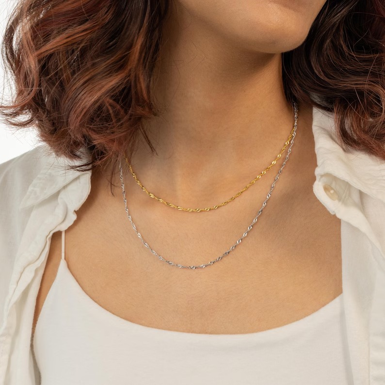 odinparis_'s tweet photo. Which chain fits your energy β Figaro, Paperclip, or Curb? ππ₯ One chain. Endless looks. Perfect for flexing or gifting. Tap to find yours now. Everybody deserves to shine. #GoldChain #Figarochain #Paperclipchain https://t.co/Bn2SzmIV8u