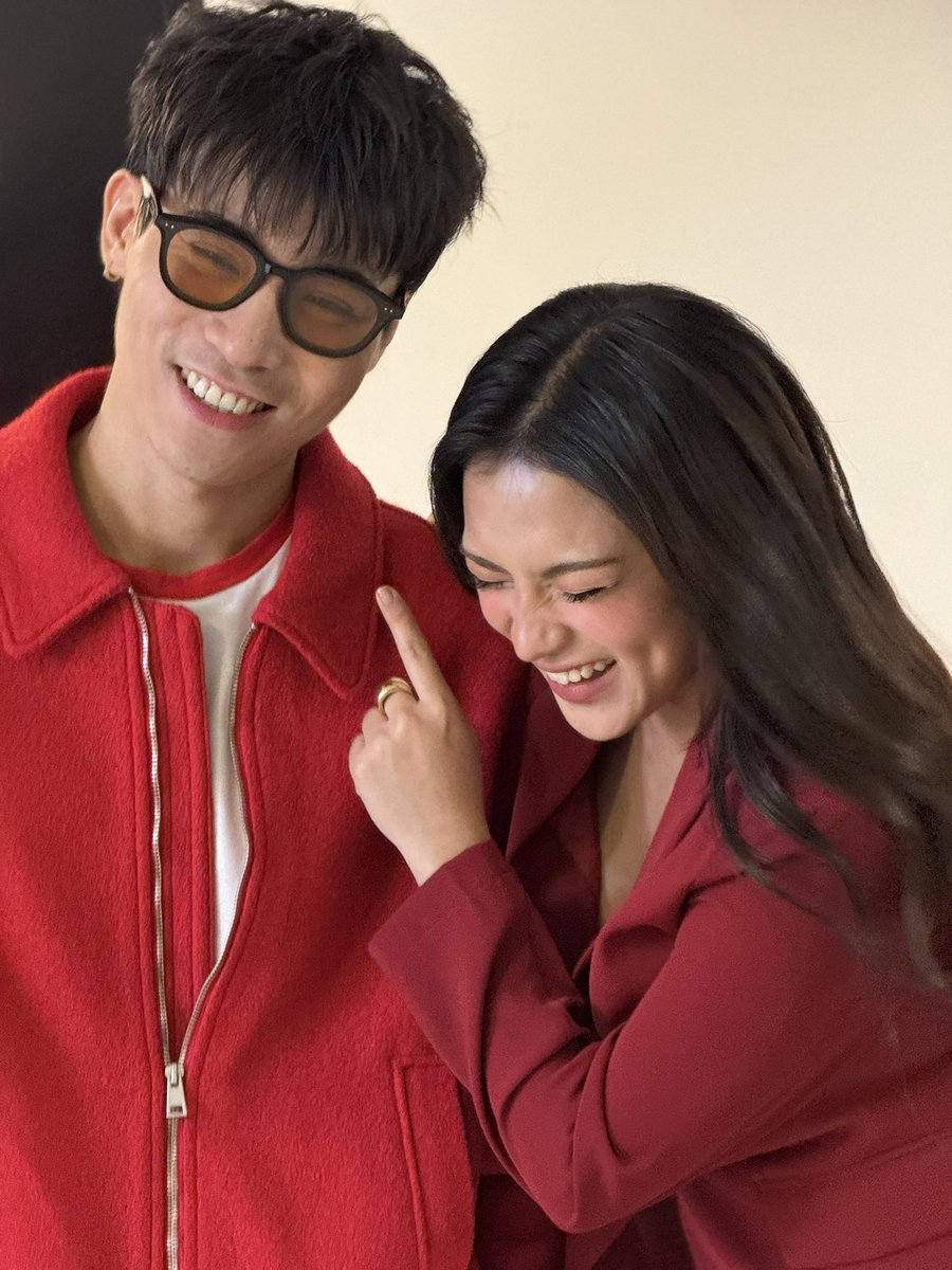 mainlymiks's tweet image. eto na ba yung perfect pair na kuha ang kaliti mo !?
JOY DELIVERED WITH MIKBRENT
#MikBrentforJollibee