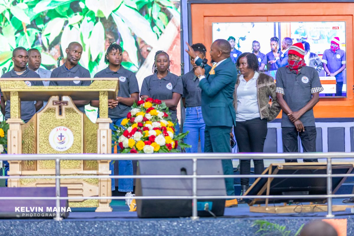 contentcur_'s tweet image. Save a Life Community proves you don’t need billions to change lives—just heart. Dr Joseph Murimi has that. #MurimiForChange is sacrifice. #PurposeDrivenLeader is service