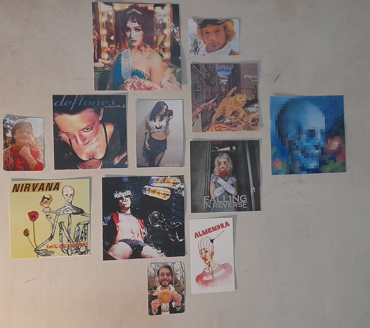 another collage wall !! I'll keep adding album covers but so far it's just albums I've listened at least 15 times from start to finish 🙂‍↕️🙂‍↕️ (i may have listened to the penthouse more than 25 times tho)