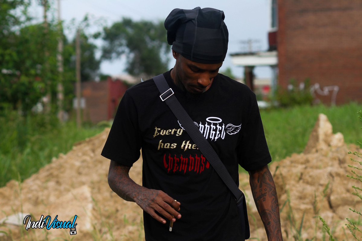 ImOnlyKD's tweet image. I took these today. 📸

@DemoStudda  my Boy 💯

Indivisual Photography !