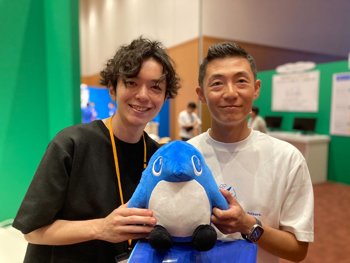 freeeadvisor's tweet image. /
📢 #fAD25 福岡 現地レポート
\
イベント準備中のお二人をパシャリ📸
石丸講師はエンステージのセッションにご登壇🔥
豊田さんは『クロハリオ』ブースで皆さまをお迎えします!
イベントの感想は、ぜひ #fAD25 をつけてポストしてください☺️