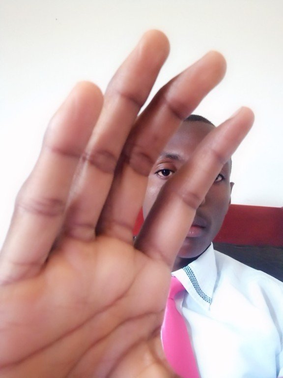 AherezaDrake's tweet image. Style ntamivu😂 in the new week
Let&apos;s follow each other guys