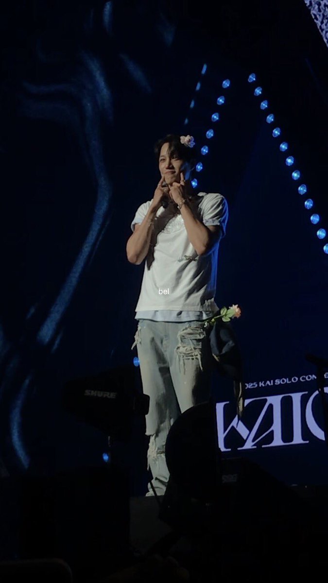 skybluetulip's tweet image. the super long wait is truly overโฆ i finally got to experience jonginโs first ever solo concert ๐ฅบ long-time mutuals know how much this means a lot to me huhu thank you for coming to manila, my king ๐ญ๐ congrats on the sold-out show!
#KAIinMANILA2025 #KAIONinMNL #KAIONinManila