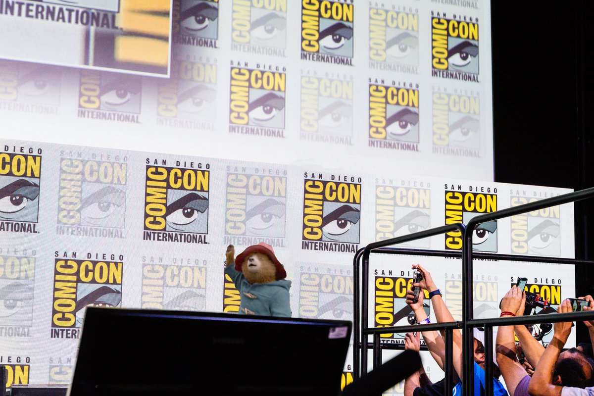 jaythechou's tweet image. I Photoshop Paddington into a movie, TV show, or pop culture until I forget: Day 1560