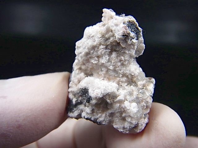 perfectstone_yh's tweet image. 超レアでコレクターアイテム日本の大江石(おおえせき、 Oyelite)は1984年に発表された日本産新鉱物ですが、コレが🇿🇦南アの(ロードクロサイトで有名な)チュワニン鉱山産という所が胸熱❣️