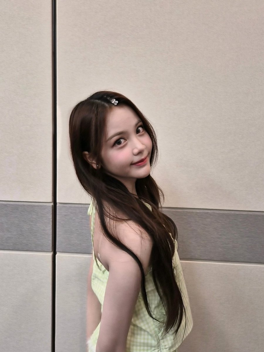amlified's tweet image. The girl of everyone’s dream😫

 #CARMEN #카르멘