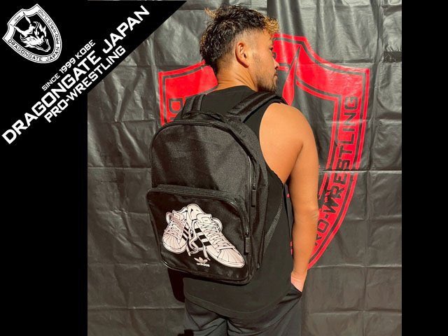dragongate_pro's tweet image. 【#Kzy 選手愛用品オークション情報】
落札金の一部はチャリティとさせて頂きます。
auctions.yahoo.co.jp/jp/auction/x11…
#DRAGONGATE #Prowrestling
#NATURALVIBES