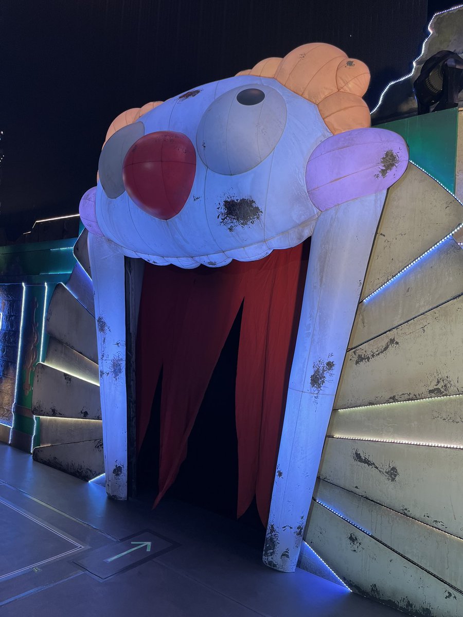 JUMP_Storm's tweet image. 🎟️#JUMPのエイチ年パス をお待ちの皆様🎟️

いよいよ入り口が見えてきましたね！
皆さんもぷぅたちと共に、
夢の世界へ吸い込まれちゃいましょう🌪️

#HeySɑyJUMP LIVE TOUR H⁺ 🕯️
👇ご予約はこちら
heysayjump.lnk.to/livetour_hTw