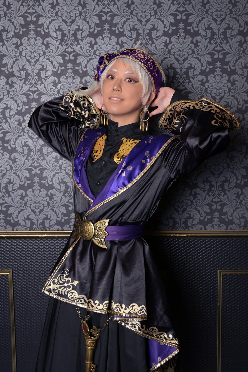 axir101's tweet image. 【cosplay twst】🪄闇鍋寮長式典服午前の部🪄

🦦/alba（アルバ）
📷/zecchiさん @zecchi_photo 
#20250726ドリチェン併せ