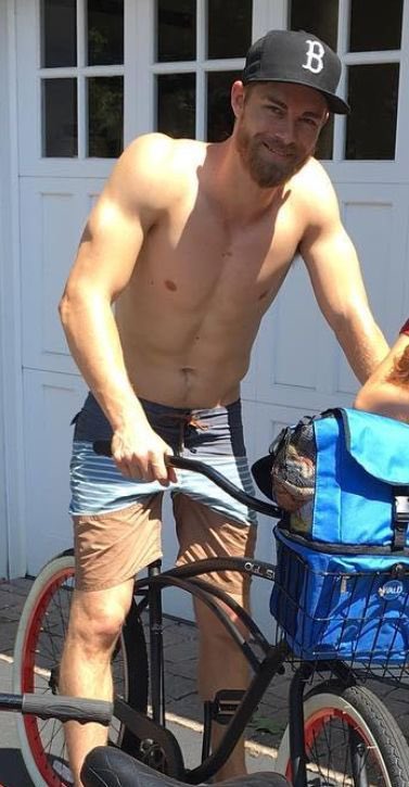 BleFloga's tweet image. Oh hi daddy~ @SadisticRoman_