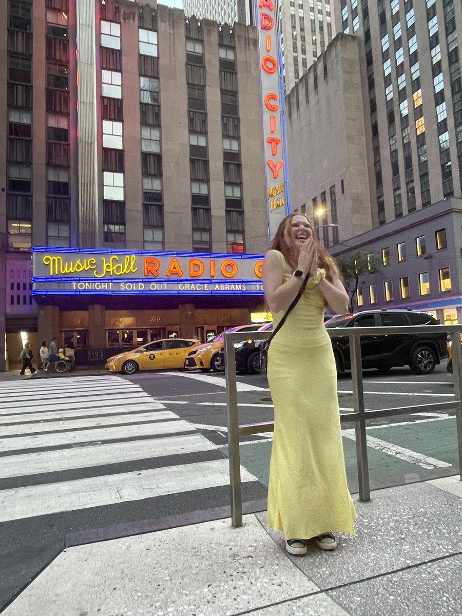 MIN0RLYSTUCK's tweet image. this again but at msg 😭😭😭😭😭