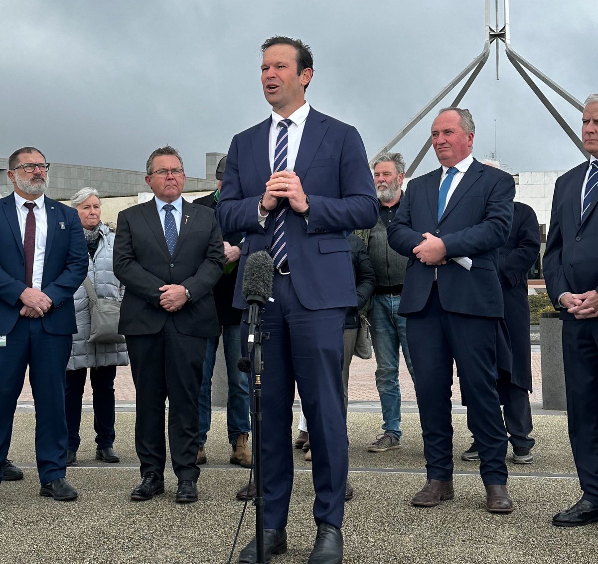 katea76's tweet image. have you ever seen a bigger bunch of deadshits?