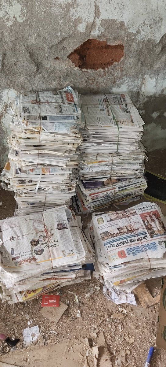Nalgonda_DHFM's tweet image. Started #Athadu4k Work's๐คฉ
Present 100Kgs Paper Cutting Complete โ
๐ฅ, Remaining 300Kgs Loading โณ๐ฅต
E Sari Nalgonda Lo Vidwamsam Chustharu๐ค๐ฅ
Nalgonda Gadda Maheshbabu Adda๐ฉ๐ฅ
#NalgondaDHFMs #Athadu4k @urstrulyMahesh #SSMB29
