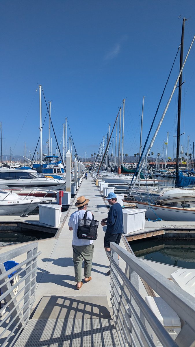 jenna0715's tweet photo. Sunday sailing day! 💙⛵ https://t.co/AUTyXfYvaW