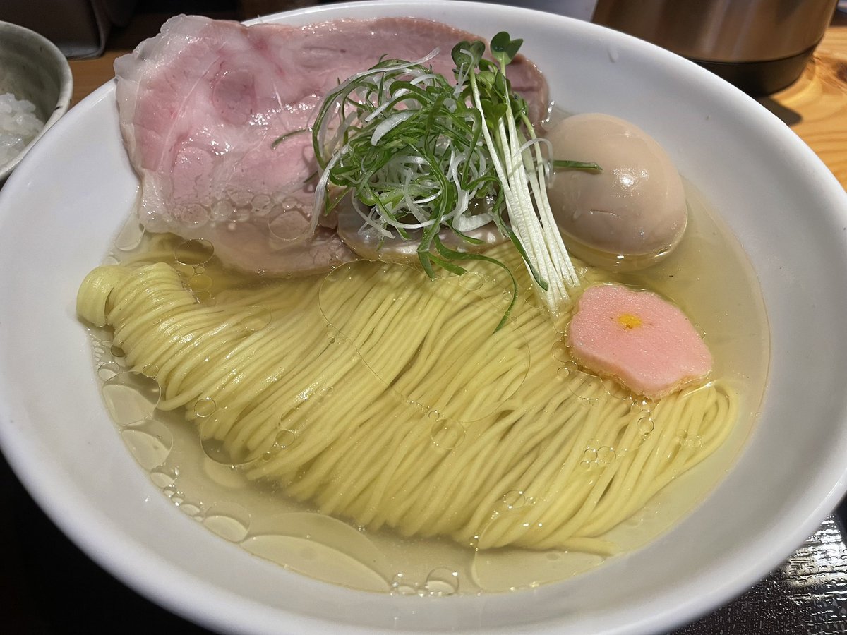 botchan98765's tweet photo. 久しぶり https://t.co/U68Hfit6aR